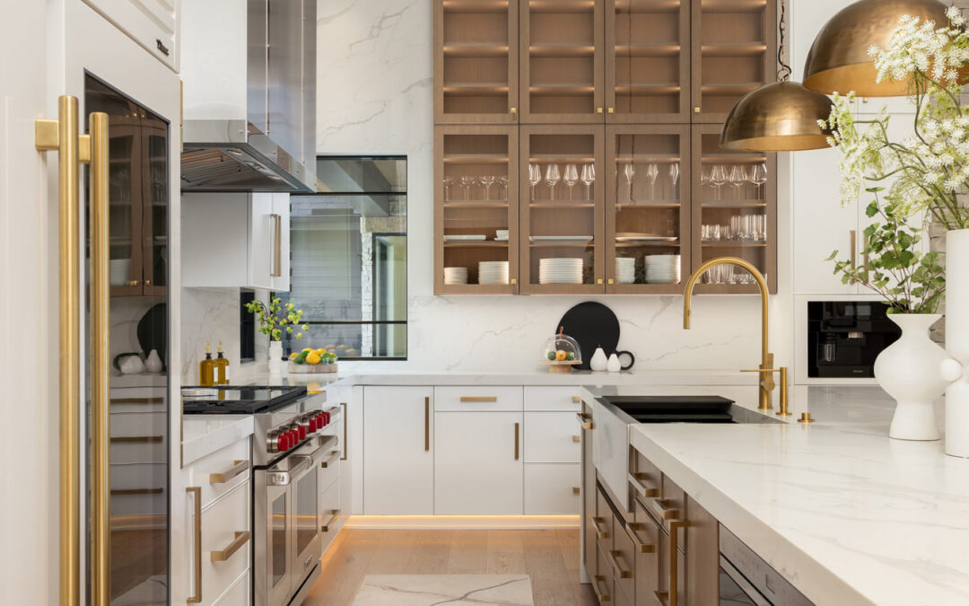 kitchen, custom cabinets, island, eat-in