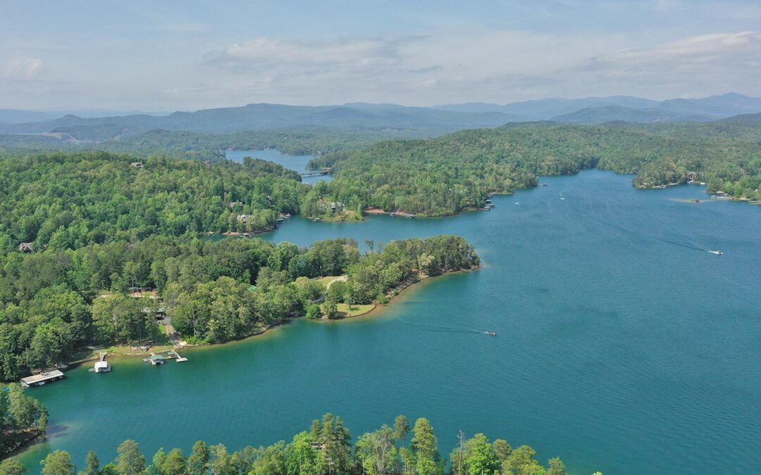 Lake Keowee & Seneca Area
